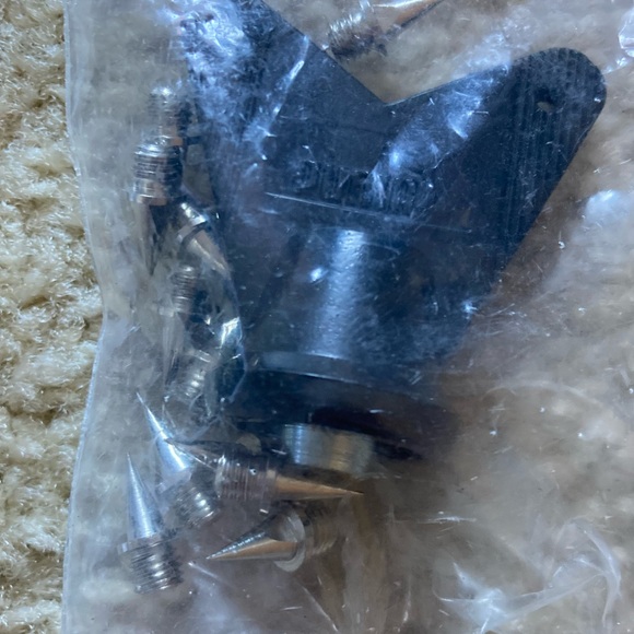 🍂Cleat Kit NEW - Picture 3 of 3